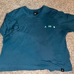 Crop top Adidas shirt
